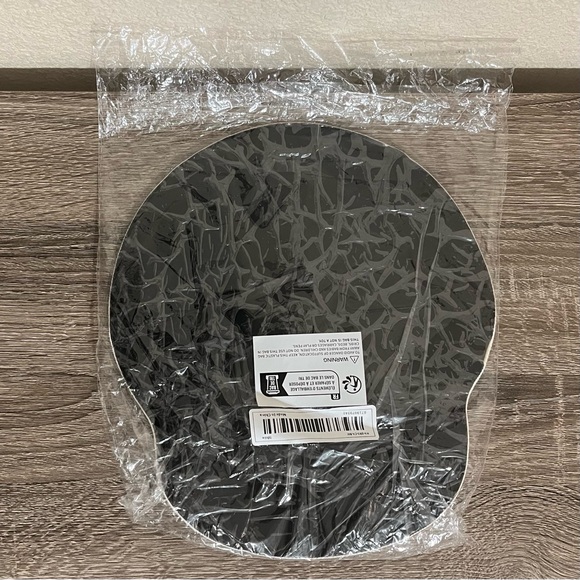 ✌️NIP Cinnamoroll Mouse Pad With Gel Wrist Support - Picture 4 of 4